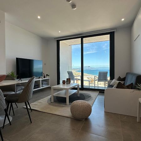 E1 Presidential Studios On High Floor With Stunning Sea Views Gibilterra Esterno foto