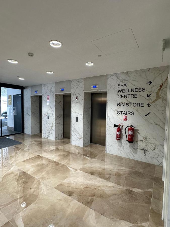 E1 Presidential Studios On High Floor With Stunning Sea Views Gibilterra Esterno foto