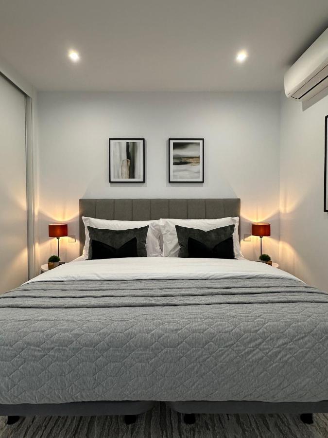 E1 Presidential Studios On High Floor With Stunning Sea Views Gibilterra Esterno foto